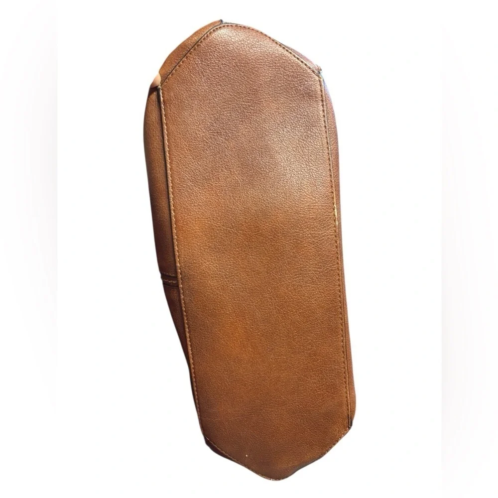 Elegant REALER Tan Vegan Leather Hobo Crossbody Bag